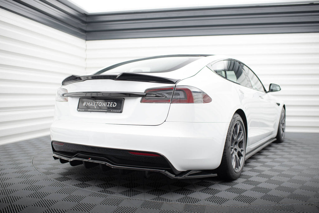 Sarja Splitters Tesla -mallin Plaid MK1 -kasvojenkorotus