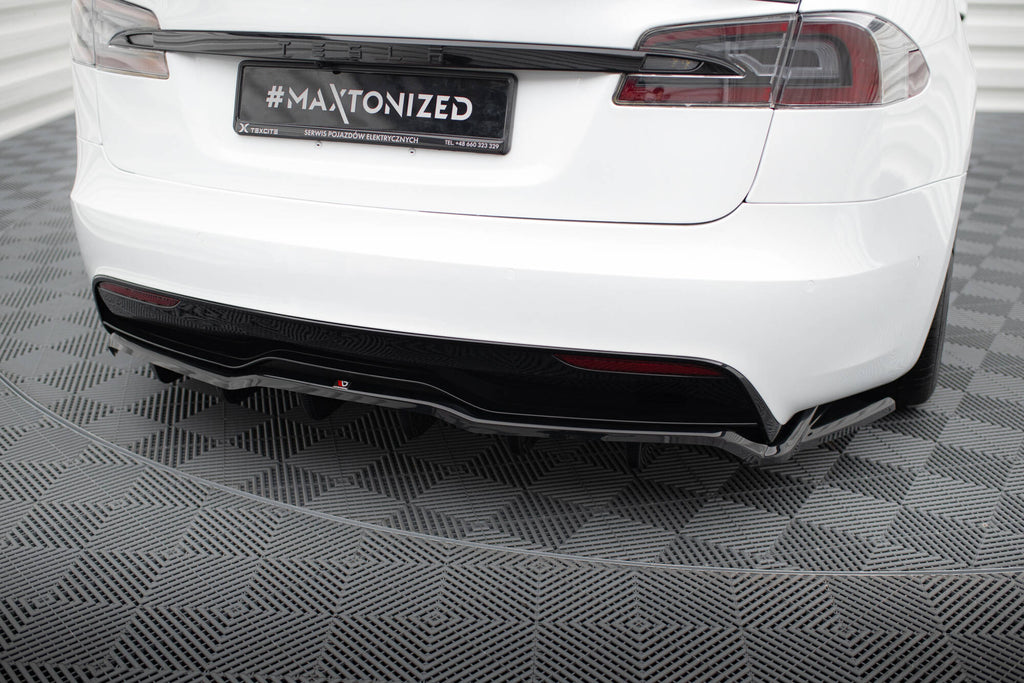 Sarja Splitters Tesla -mallin Plaid MK1 -kasvojenkorotus