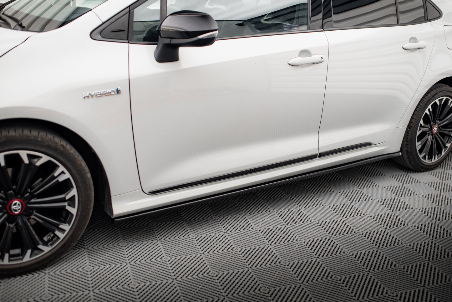 Set of splitters toyota corolla xii sedan