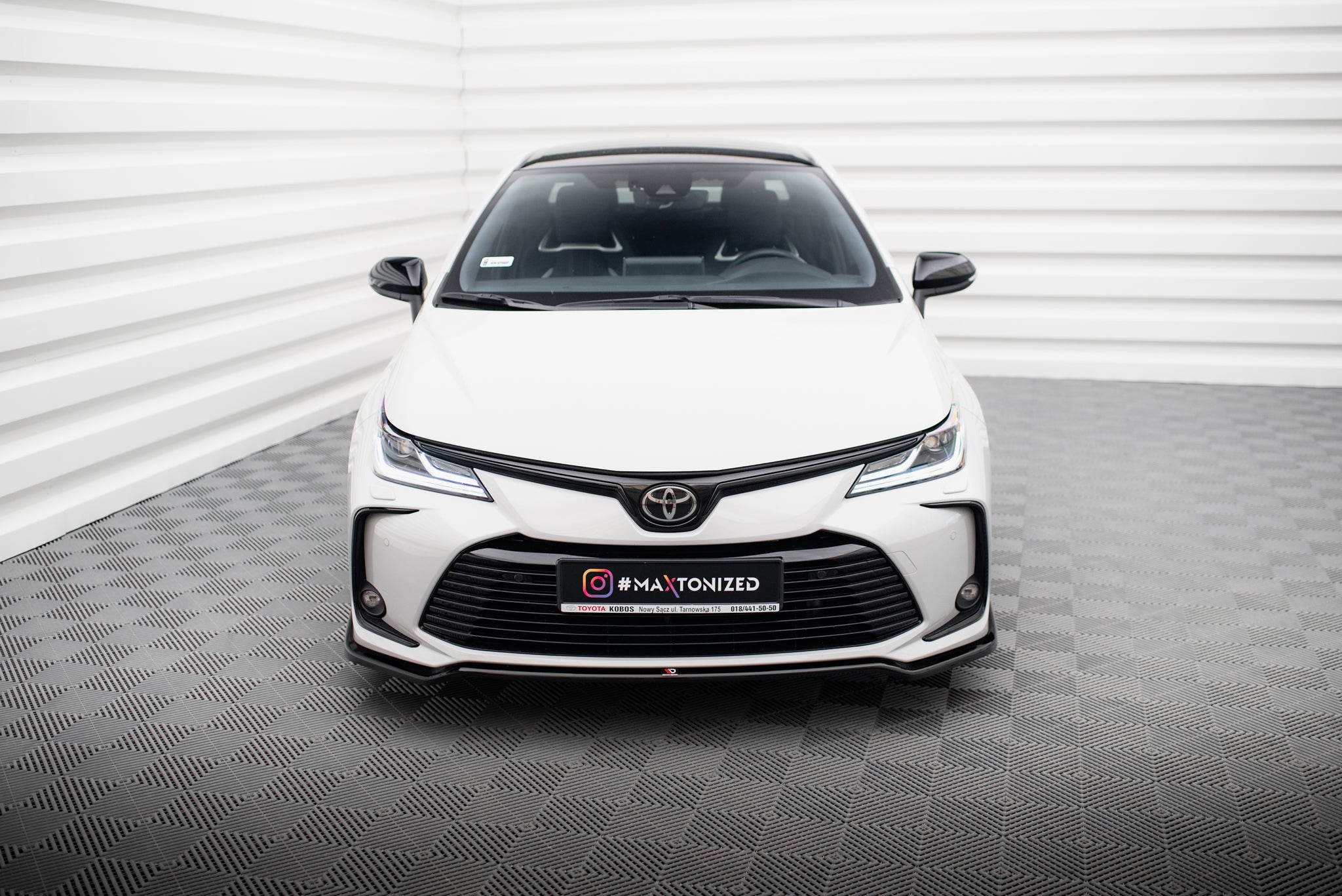 Toyota Corolla XII Sedanin splitterisarja