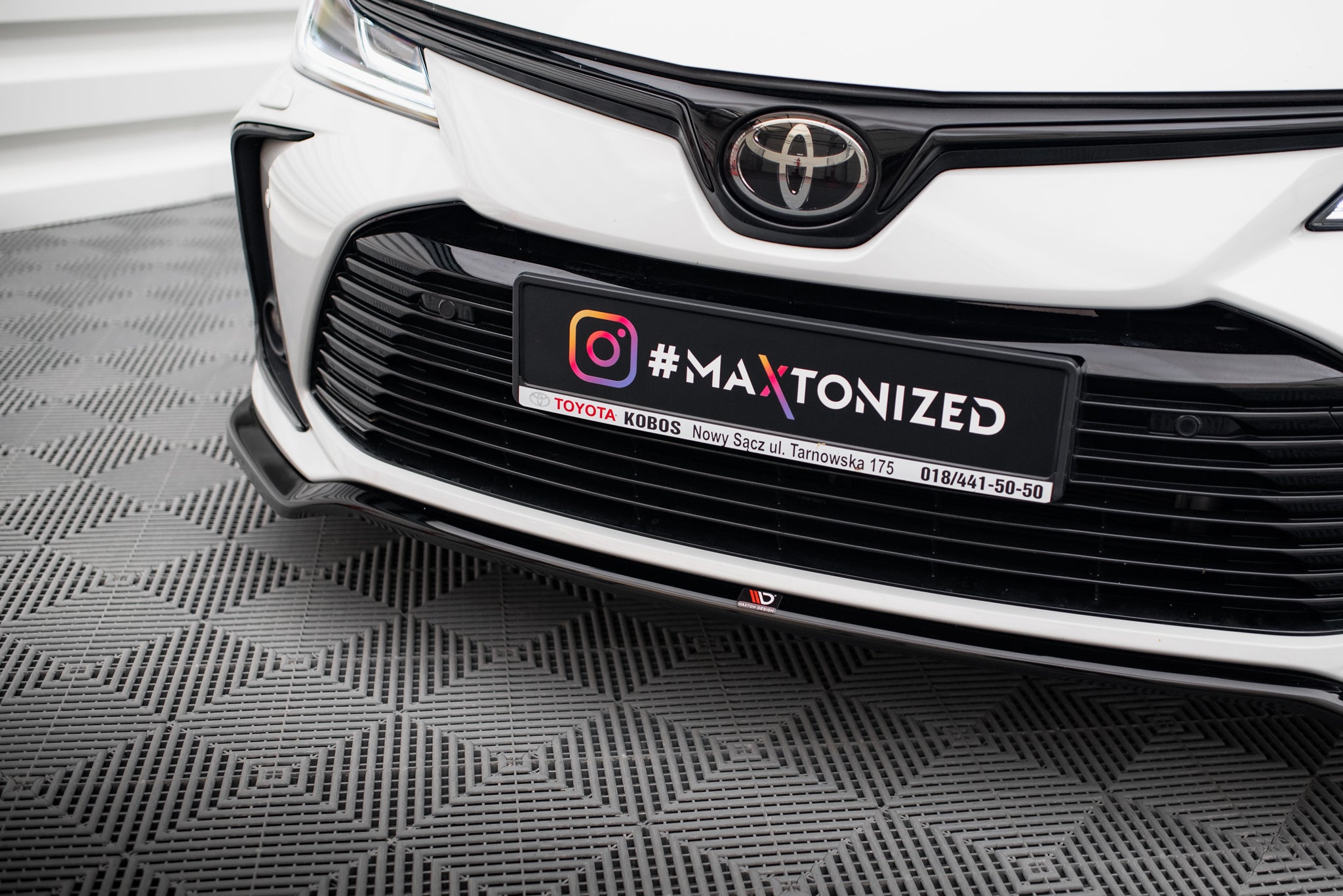 Toyota Corolla XII Sedanin splitterisarja