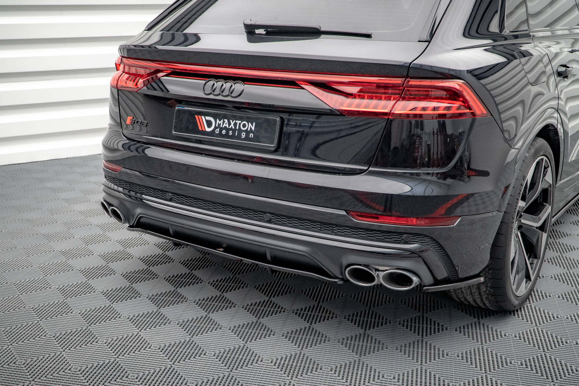 Sæt med splitters v.1 Audi SQ8 MK1
