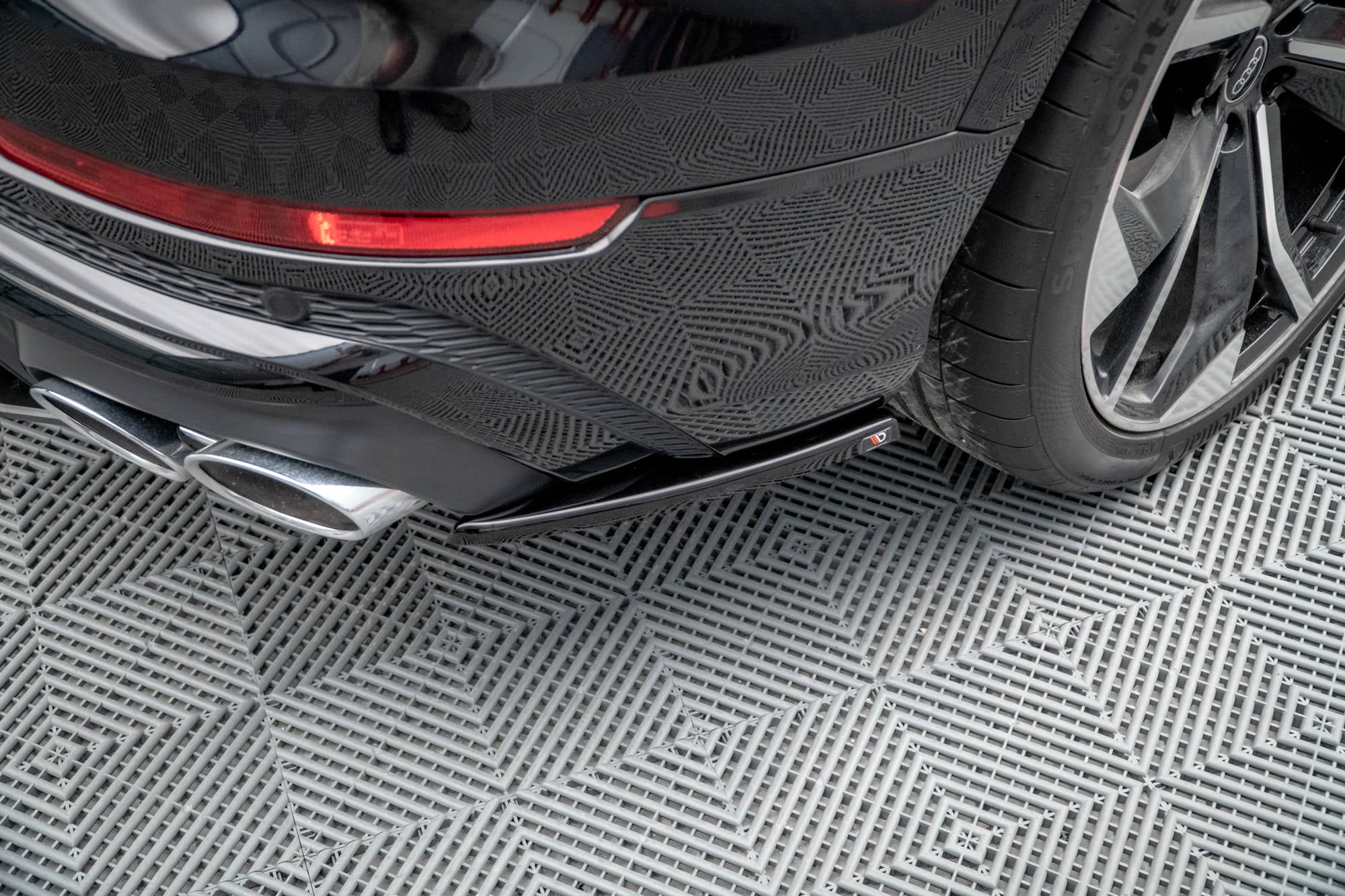 Sæt med splitters v.1 Audi SQ8 MK1