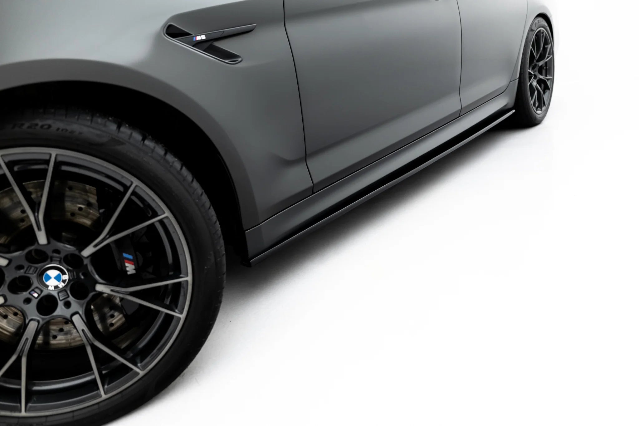 Set of splitters v.1 bmw m5 f90