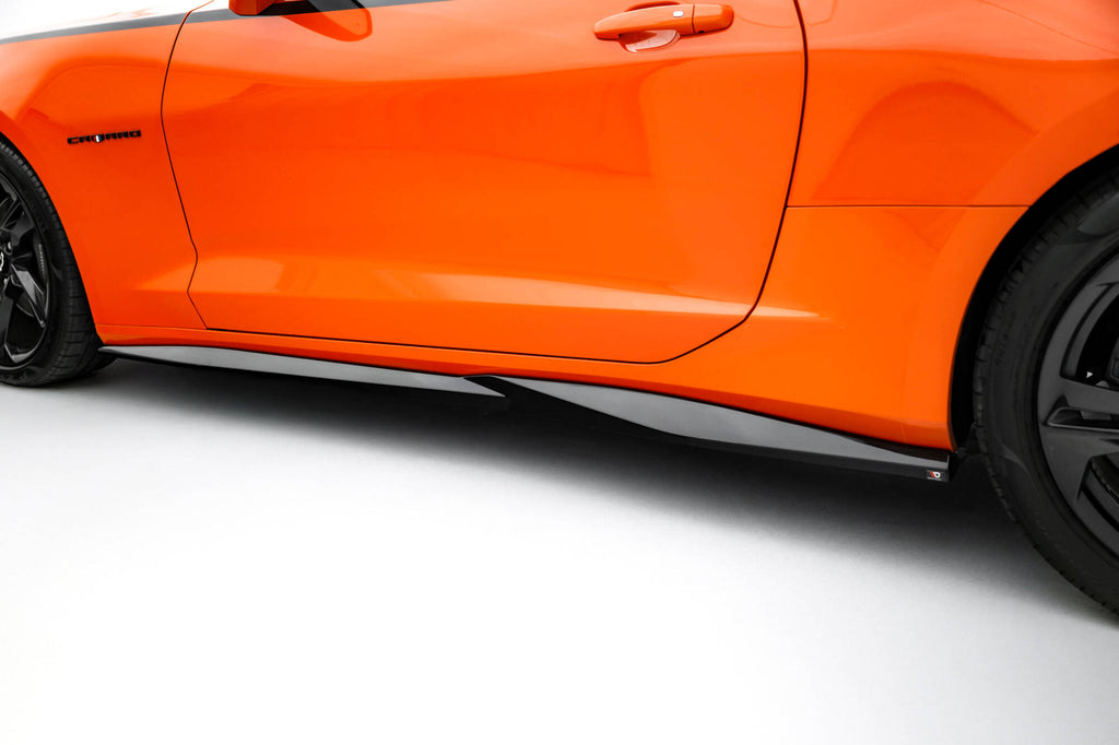 Set of splitters v.1 chevrolet camaro ss mk6 facelift