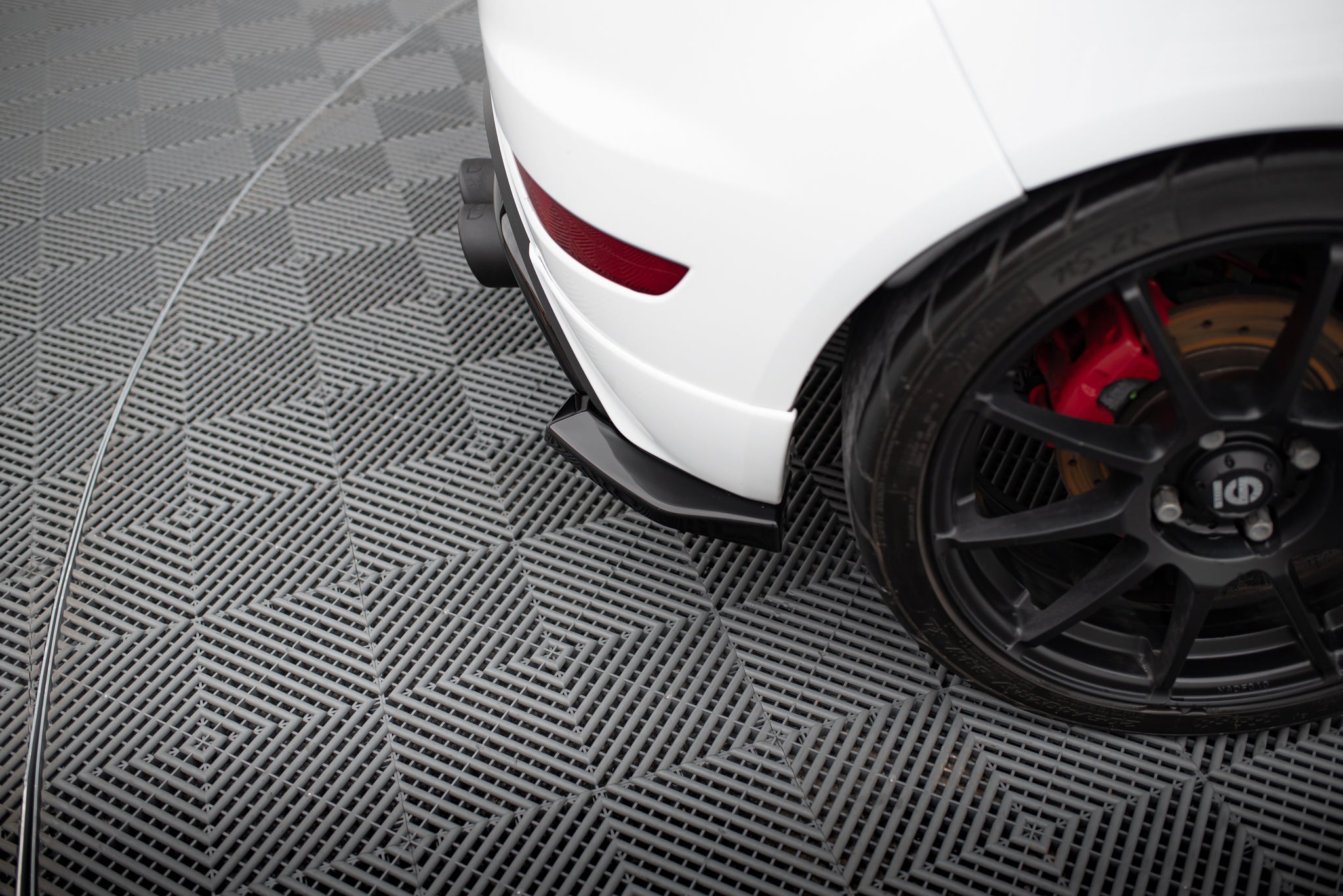 Set of splitters v.1 ford fiesta st mk7 facelift
