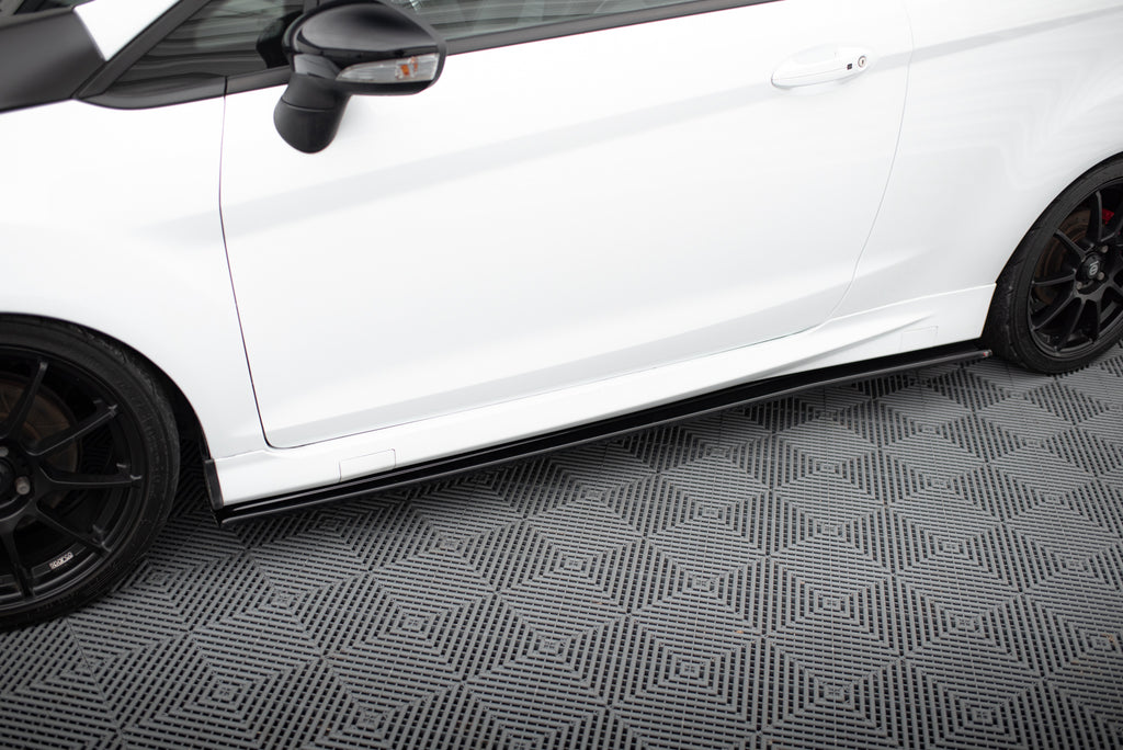 Set of splitters v.1 ford fiesta st mk7 facelift