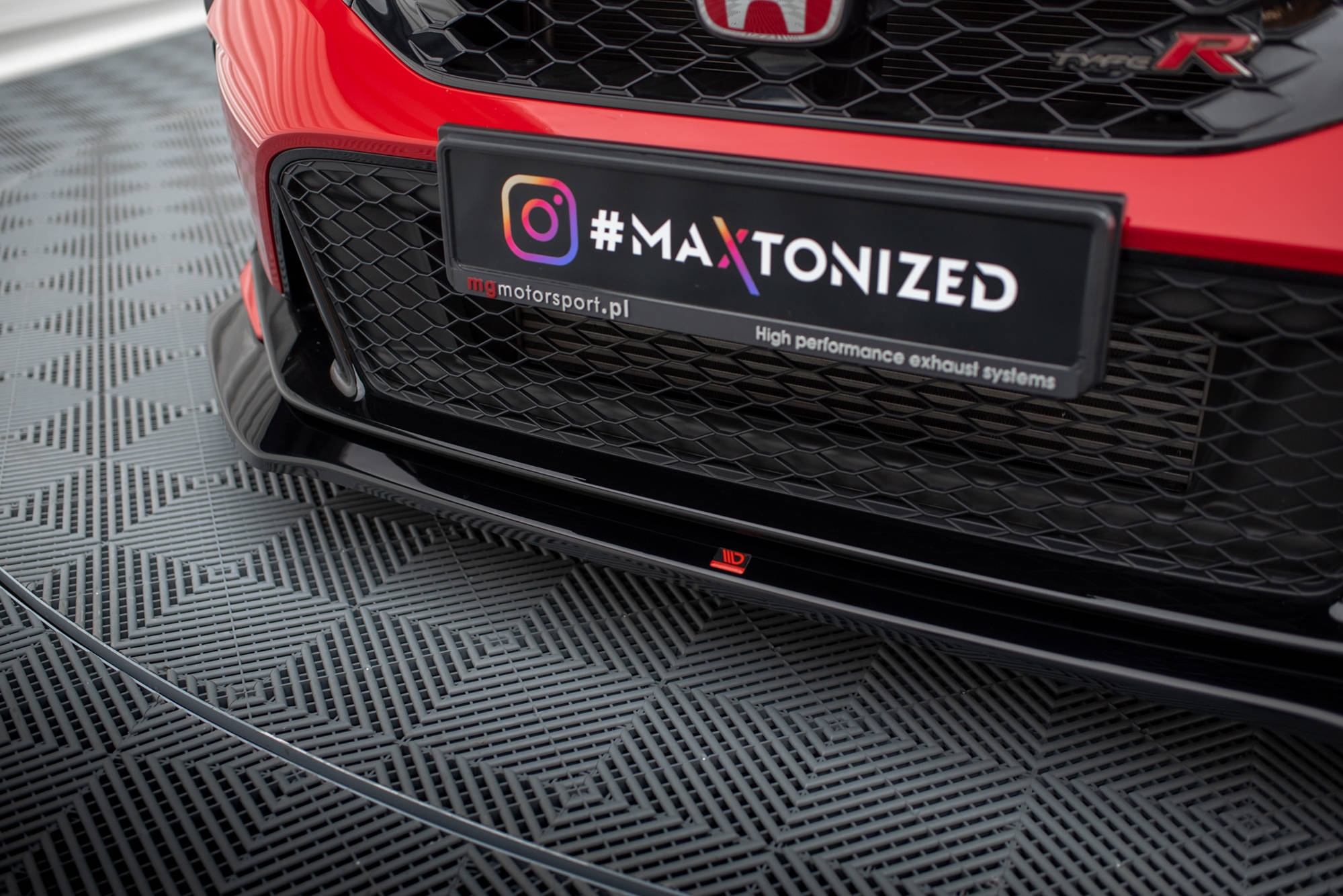Sarja jakautujia v.1 Honda Civic Type-R Mk 11