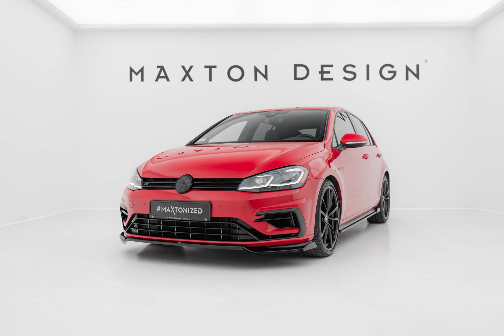 Sarja Splitters V.1 Volkswagen Golf R Latchback Mk7 Facelift