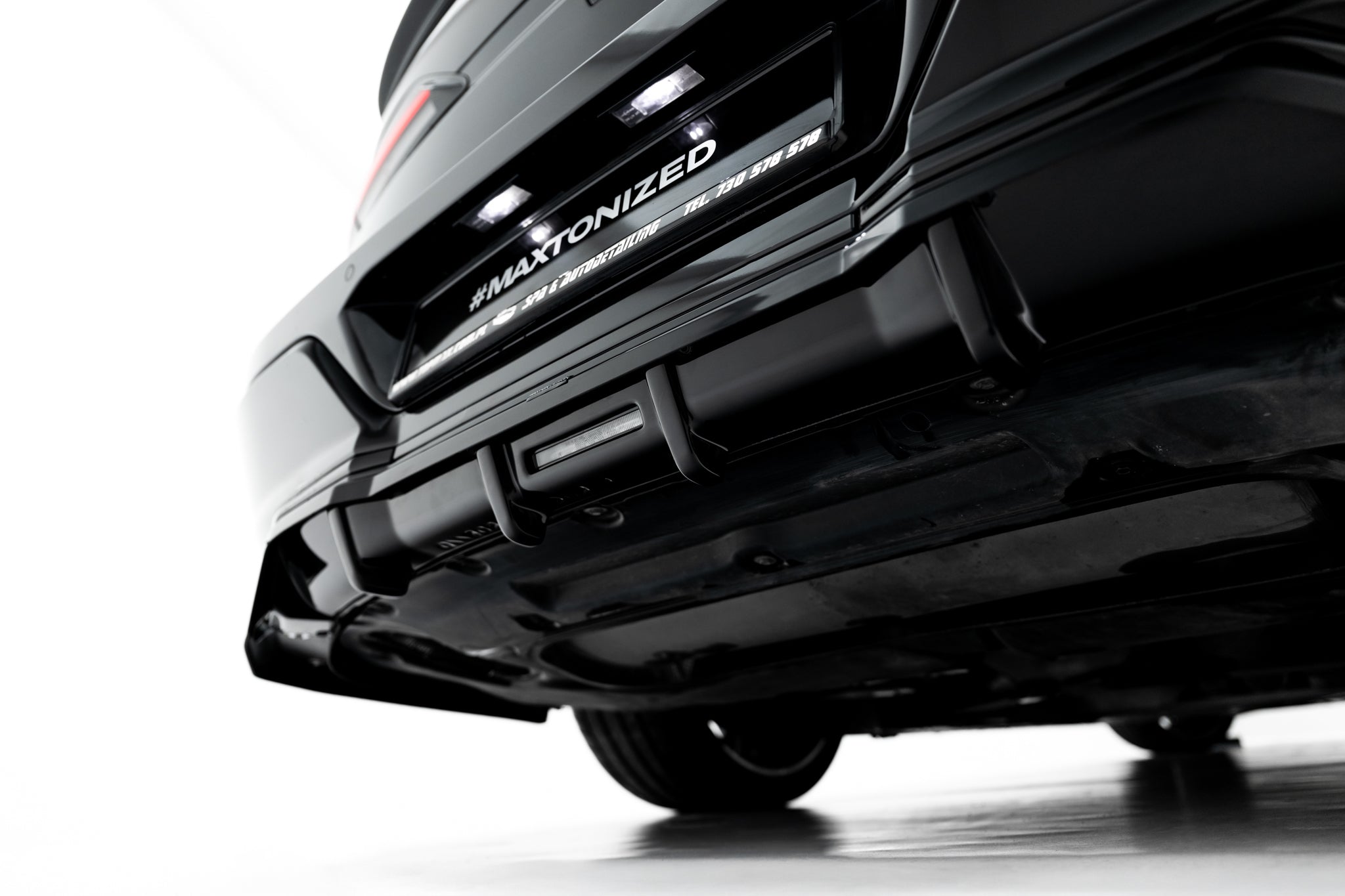 Set of splitters v.2 bmw 740d / 740i  m-pack g70