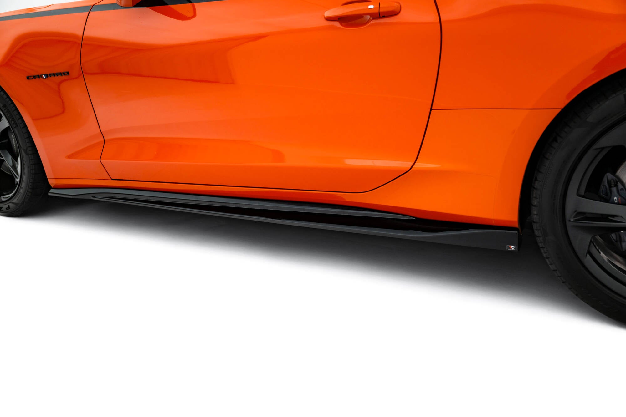 Sarja Splitters V.2 Chevrolet Camaro SS MK6 Facelift