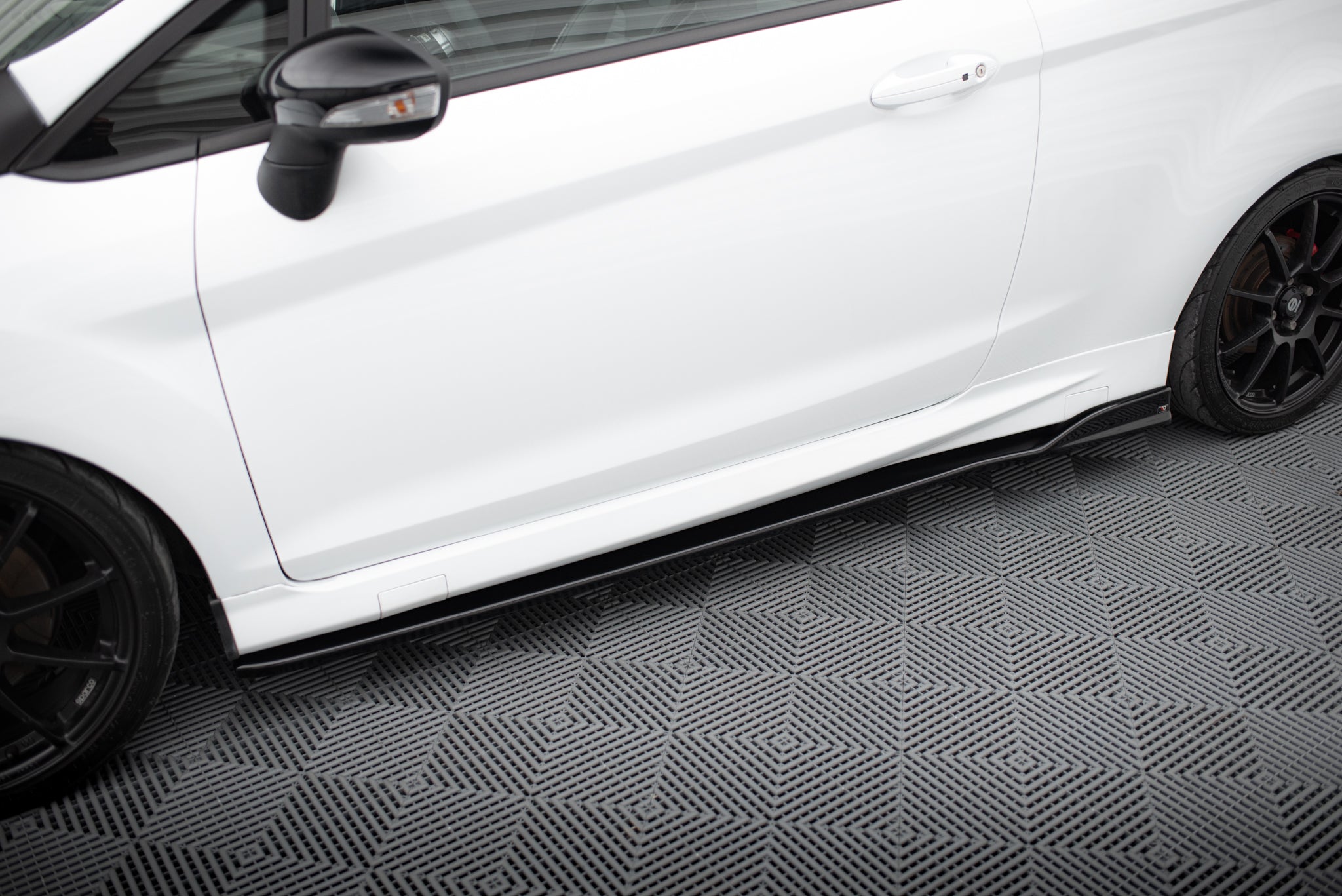 Set of splitters v.2 ford fiesta st mk7 facelift