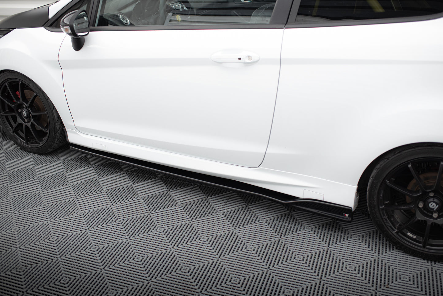 Set of splitters v.2 ford fiesta st mk7 facelift