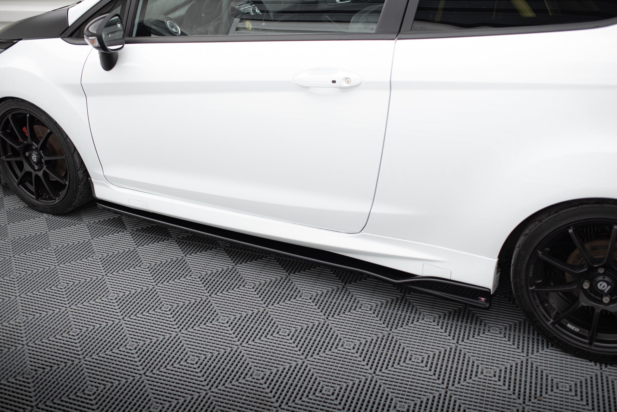 Set of splitters v.2 ford fiesta st mk7 facelift
