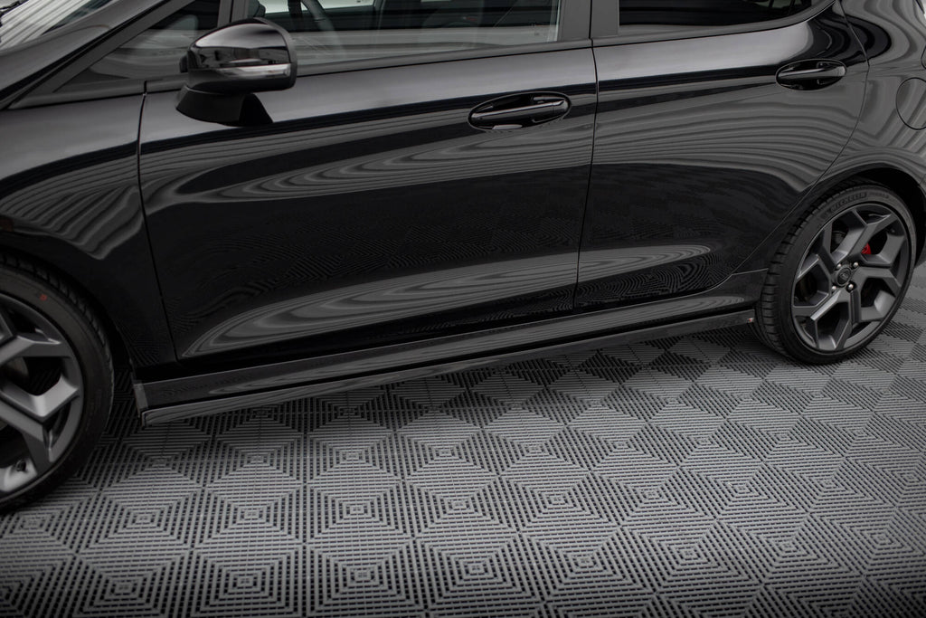 Sæt med splitters v.2 Ford Fiesta St Mk8 ansigtsløftning