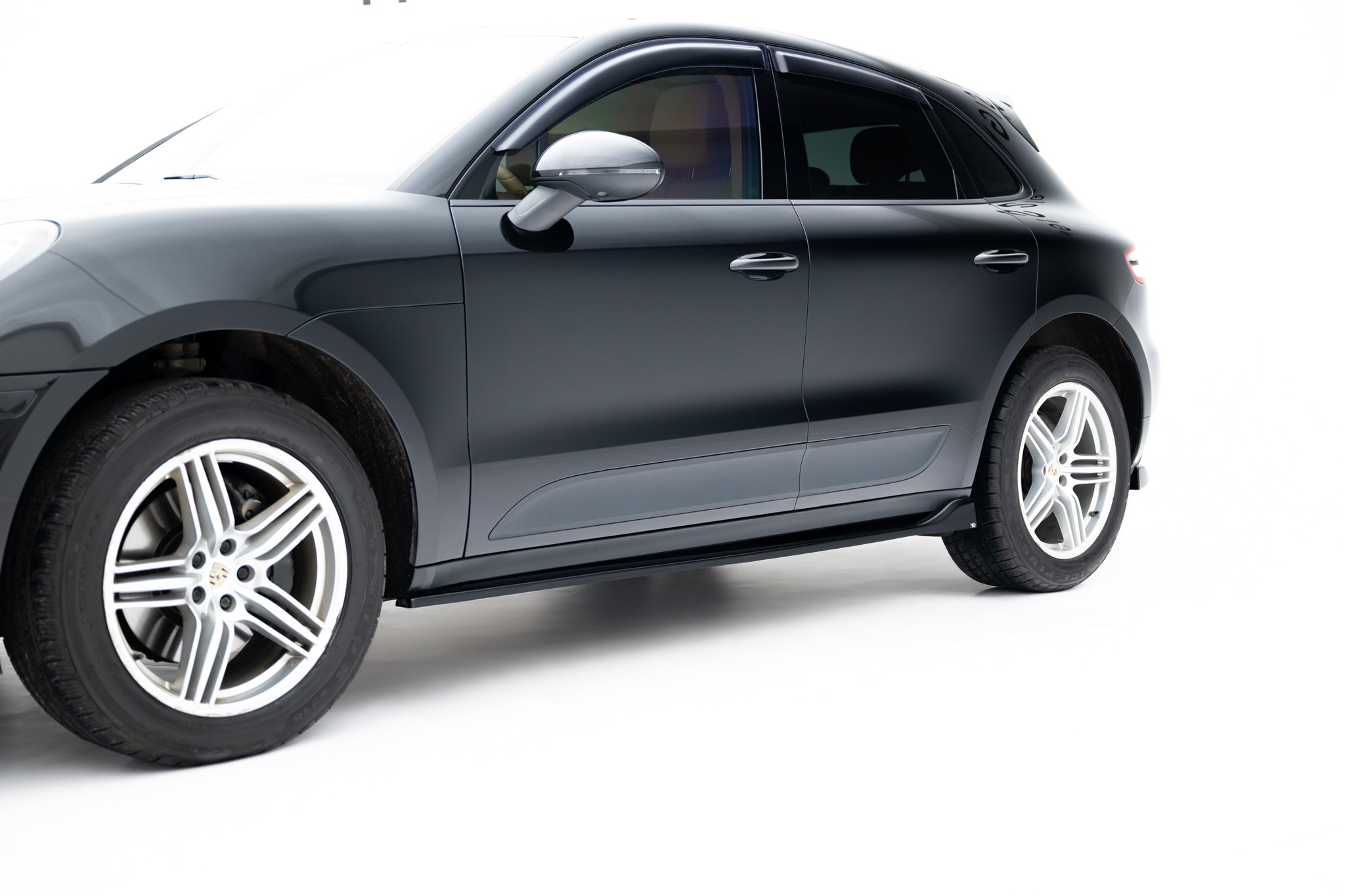 Set of splitters v.2 porsche macan mk1