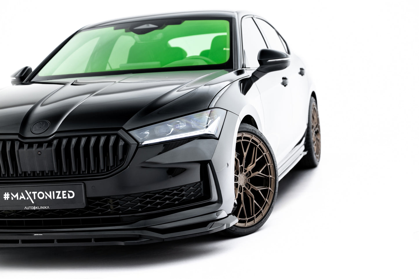 Set of splitters v.2 skoda superb sportline mk4