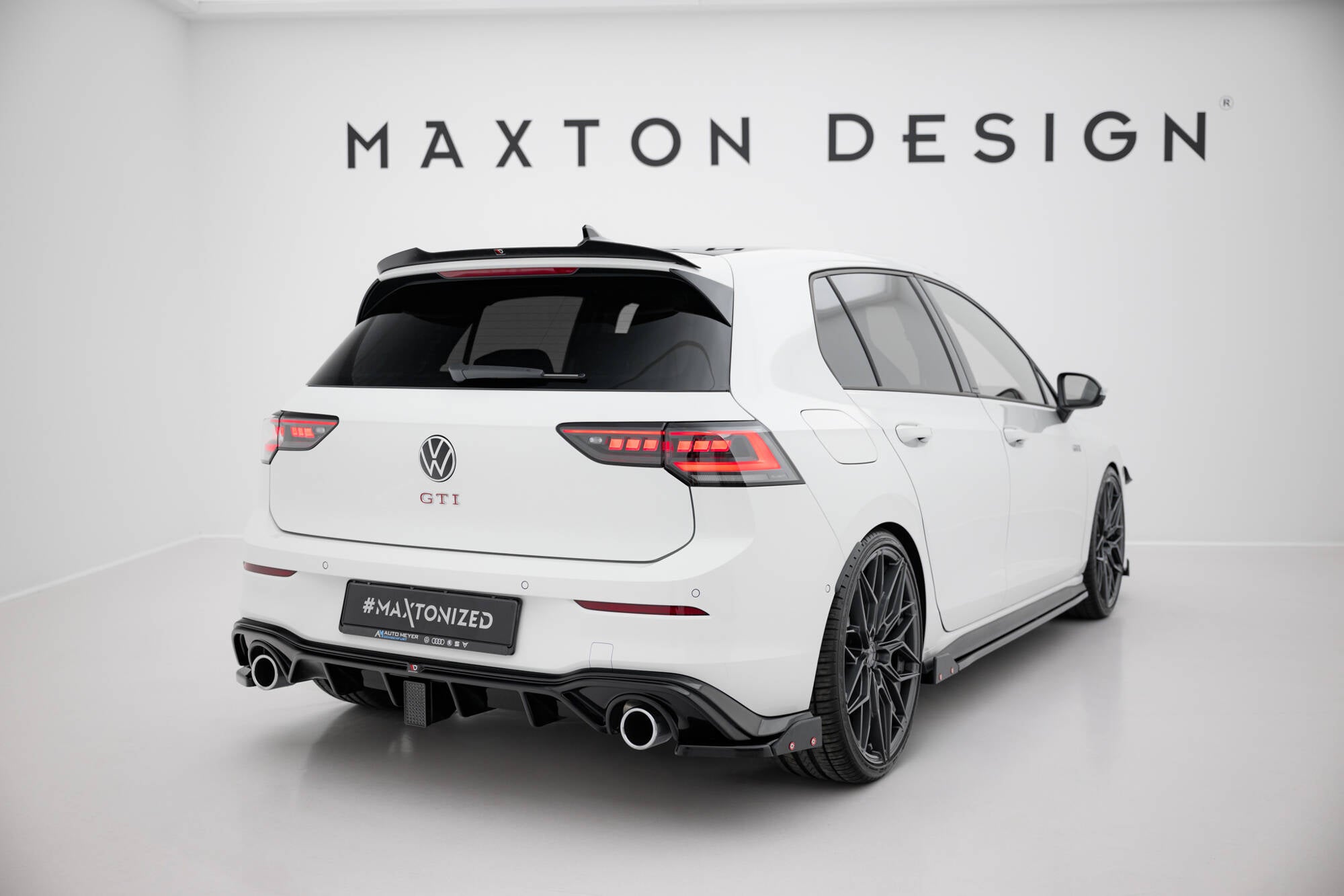 Sarja jakautujista v.2 Volkswagen Golf GTI MK8 FaceLift