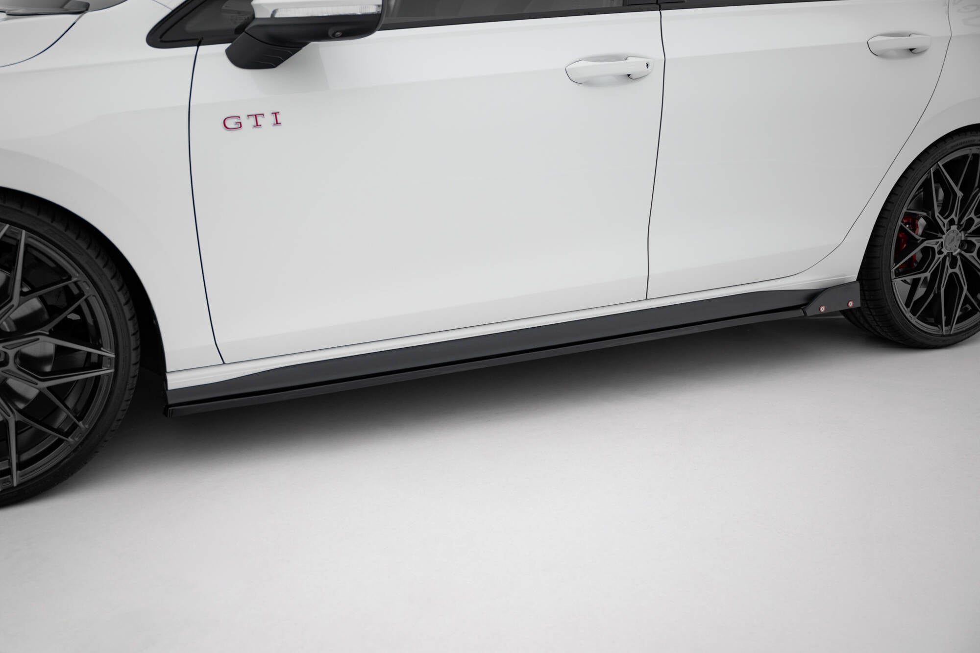 Sarja jakautujista v.2 Volkswagen Golf GTI MK8 FaceLift
