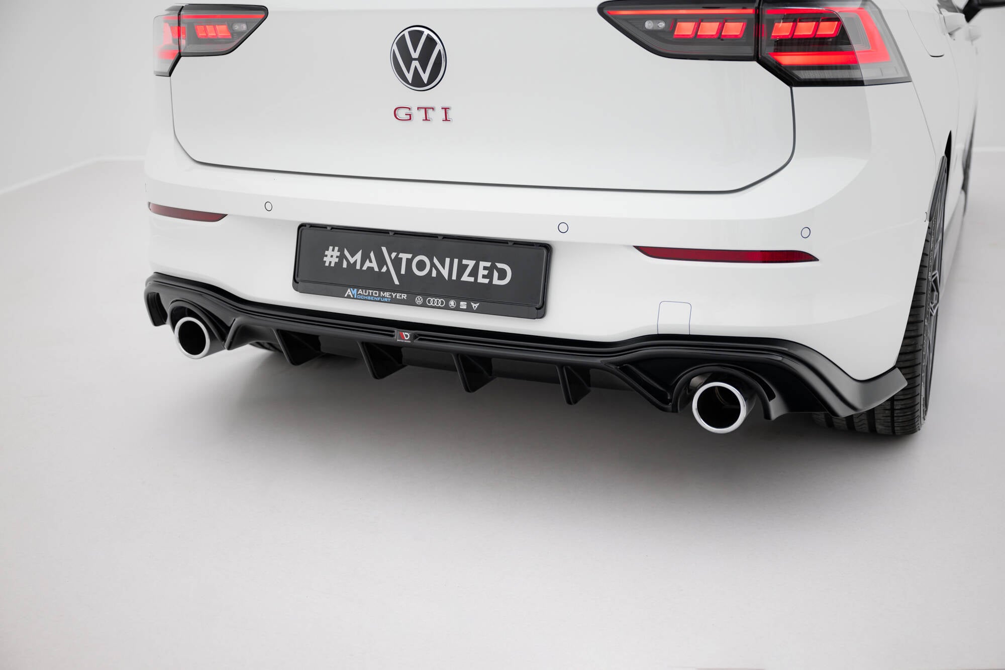 Sarja jakautujista v.2 Volkswagen Golf GTI MK8 FaceLift