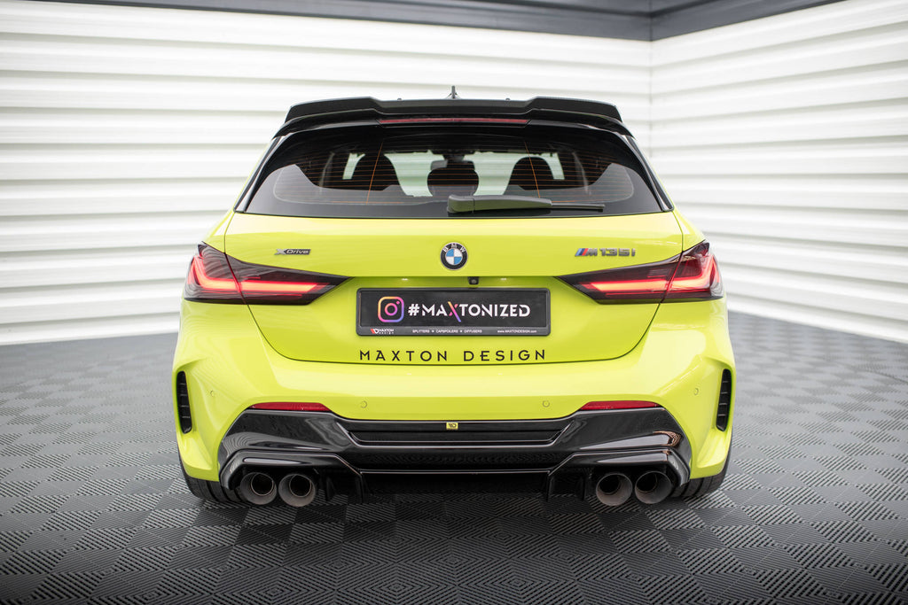 Sarja jakautujista V.3 BMW M135i F40