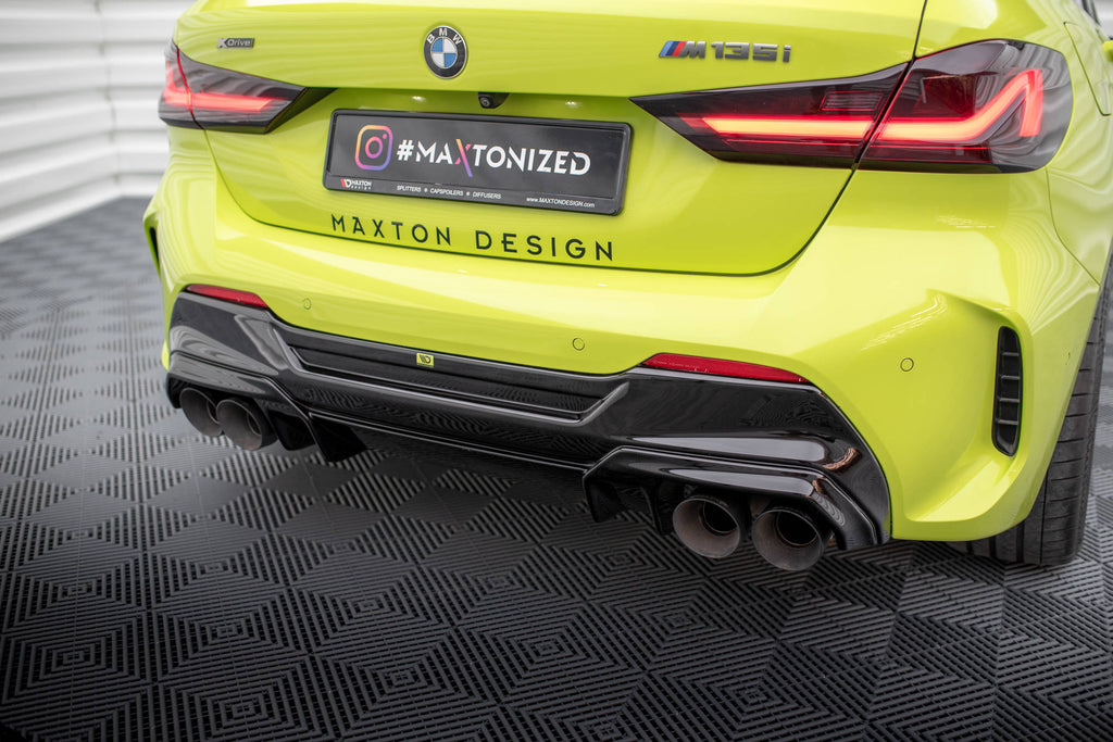 Sarja jakautujista V.3 BMW M135i F40