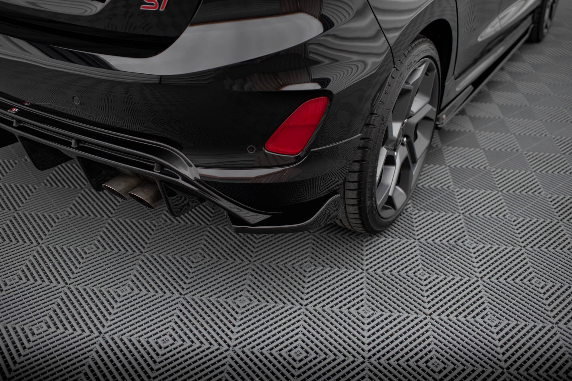 Set of splitters v.3 ford fiesta st mk8 facelift