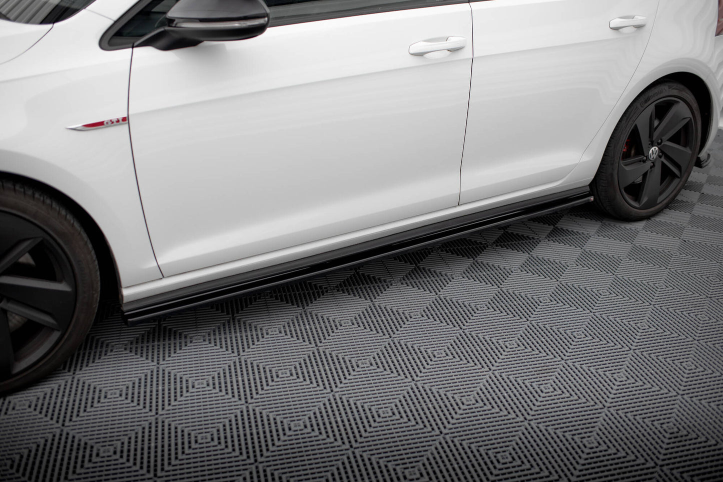 Sæt splittere til Volkswagen Golf GTI MK7 facelift