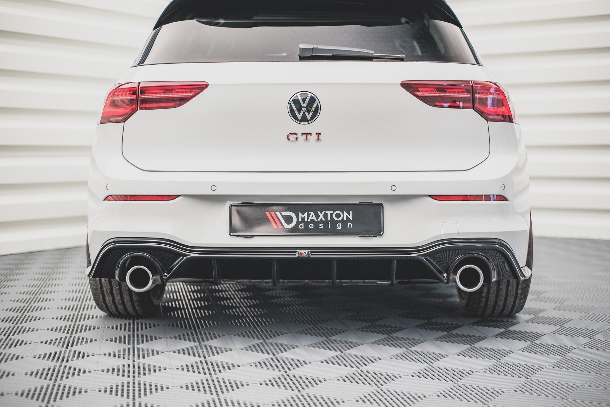 Sarja jakautujia Volkswagen Golf GTI MK8