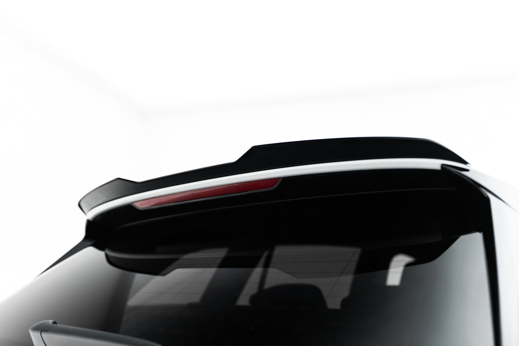 Volkswagen Golf R Variant mk8 faceliftin splitterisarja
