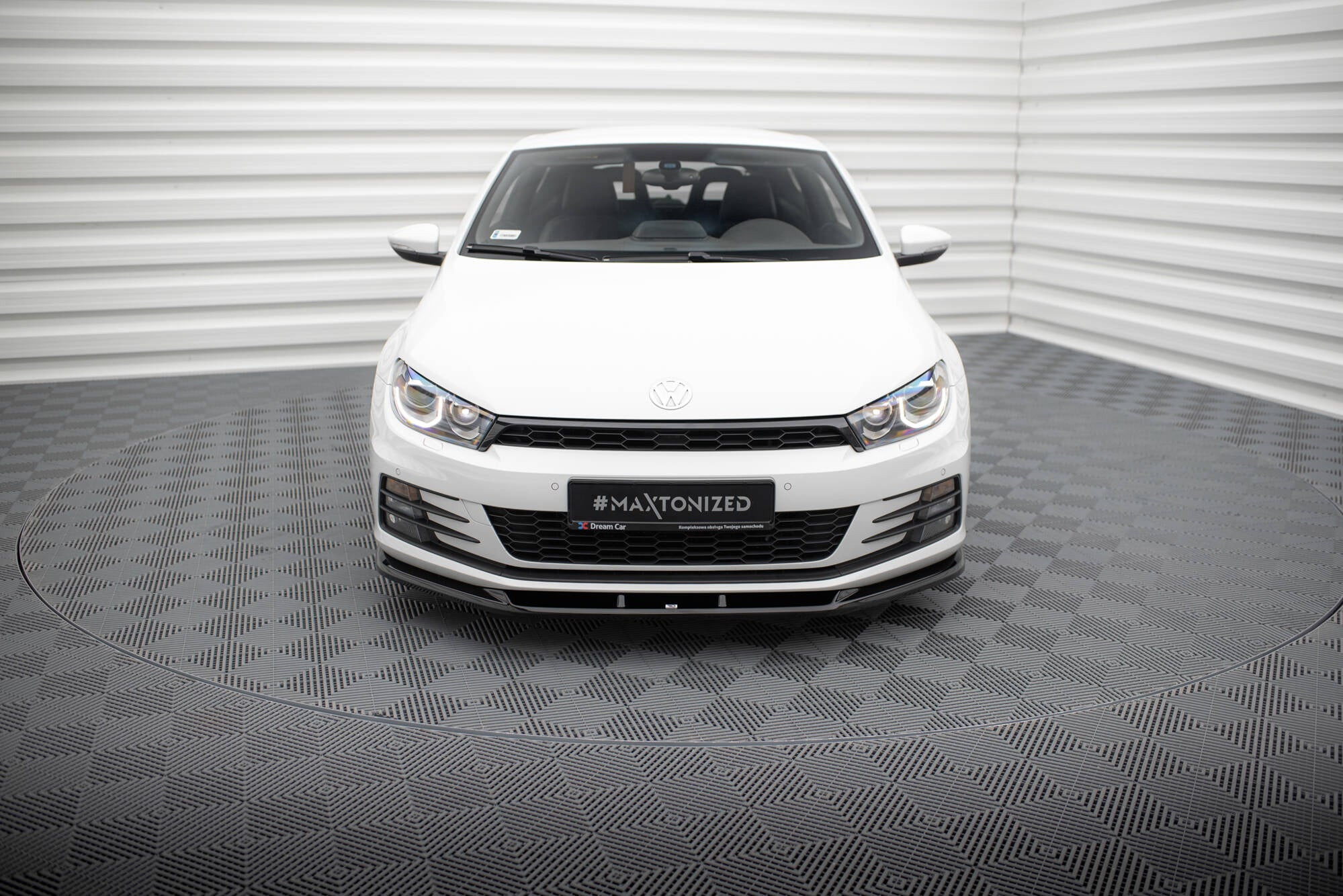 Volkswagen Scirocco Mk3 Faceliftin splitterisarja