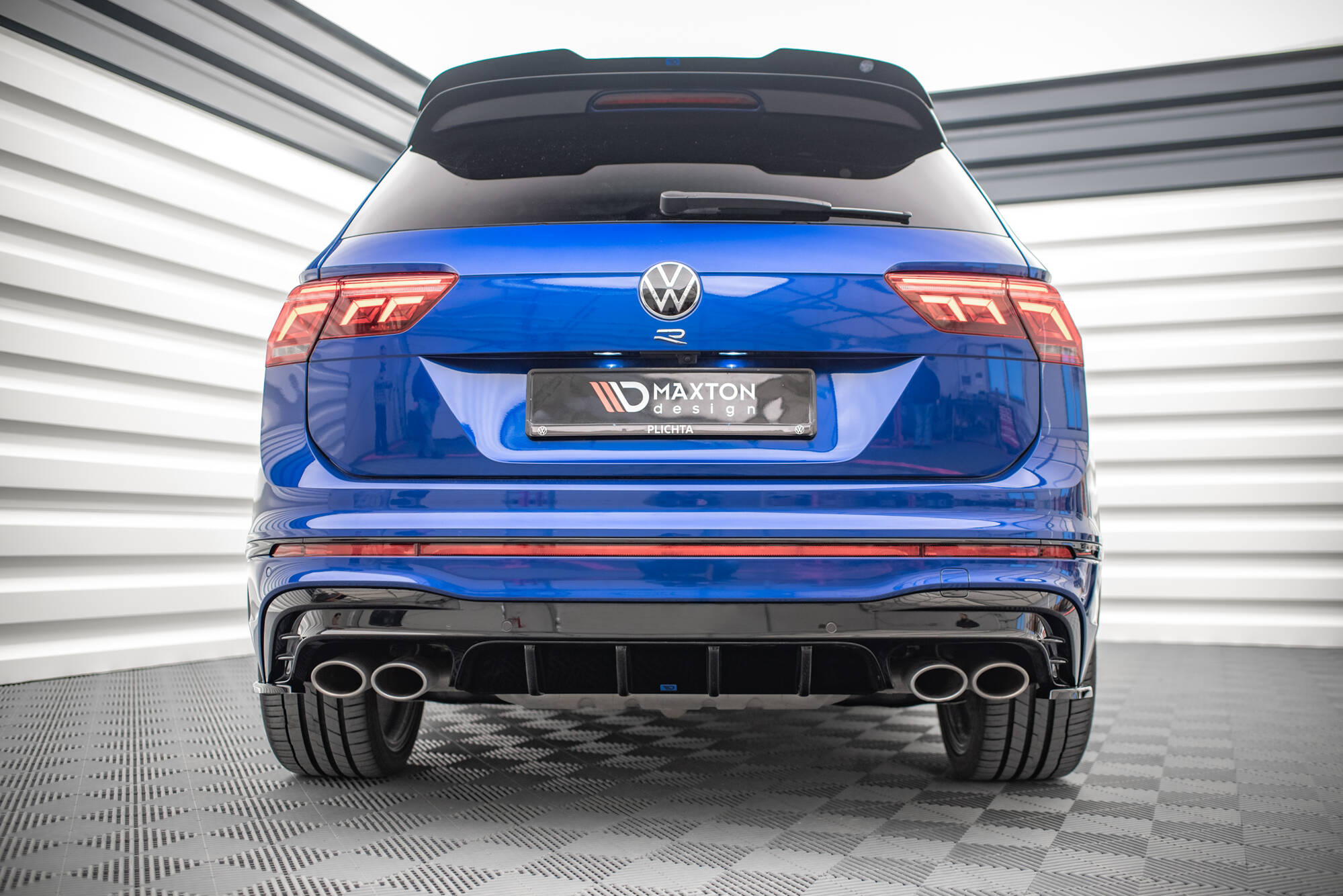 Volkswagen Tiguan R mk2 faceliftin splitterisarja