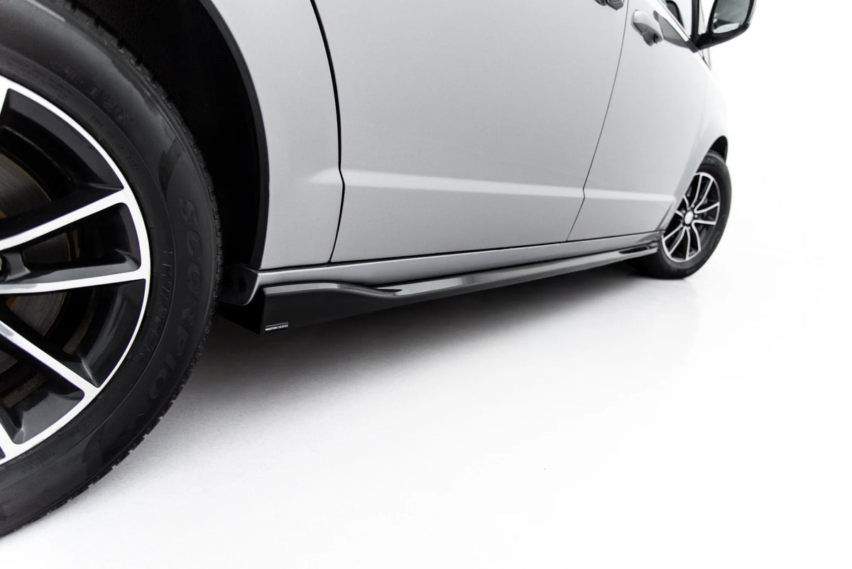 Set of splitters suitable for dodge grand caravan mk5 facelift