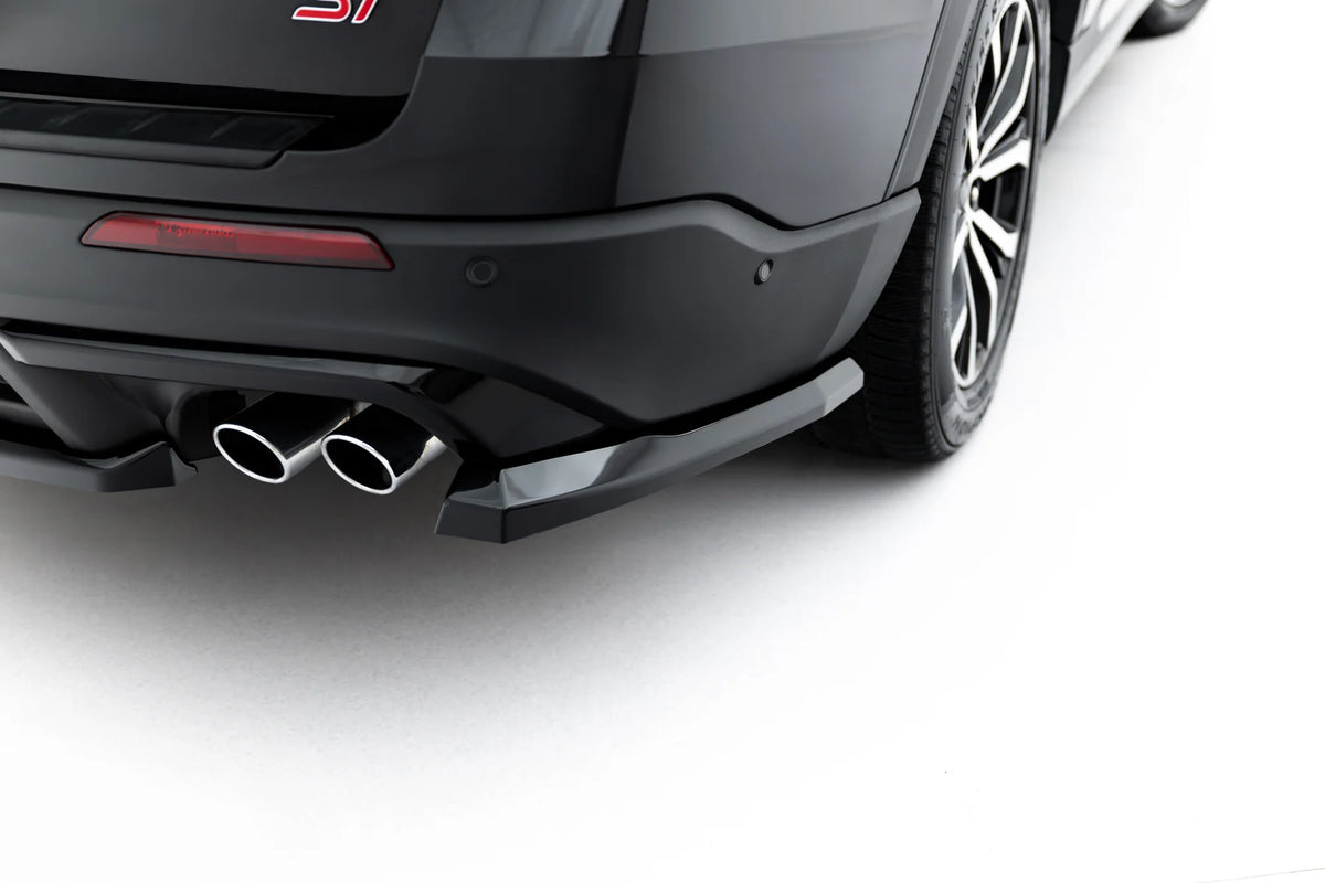 Set of splitters suitable for ford explorer st mk6