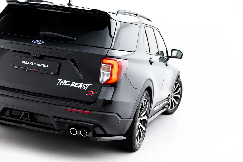 Set of splitters suitable for ford explorer st mk6