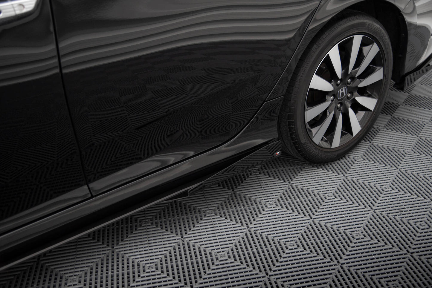 Side flaps honda civic mk10