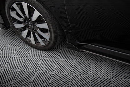 Side flaps honda civic mk10