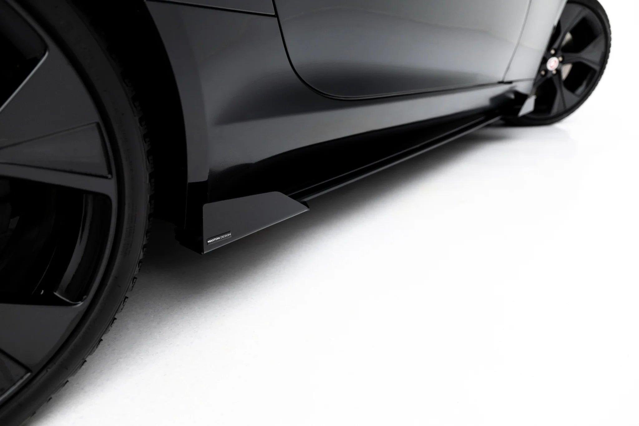 Side flaps jaguar f-type x152 facelift 2