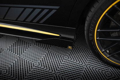 Side flaps mercedes-amg cla 45 c117 facelift