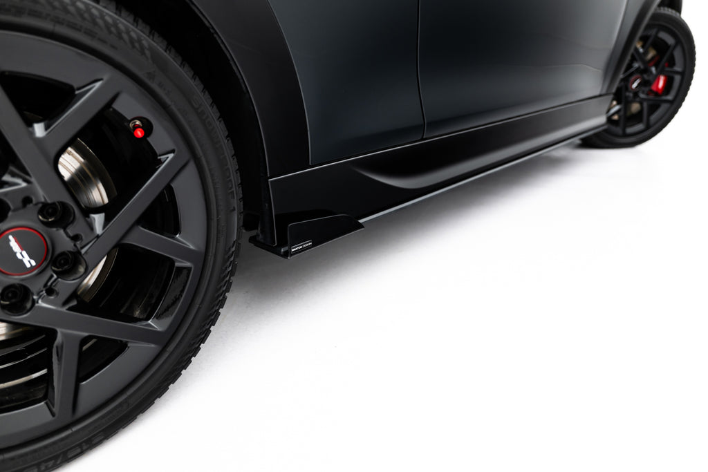 Side flaps suitable for mini cooper john cooper works f65