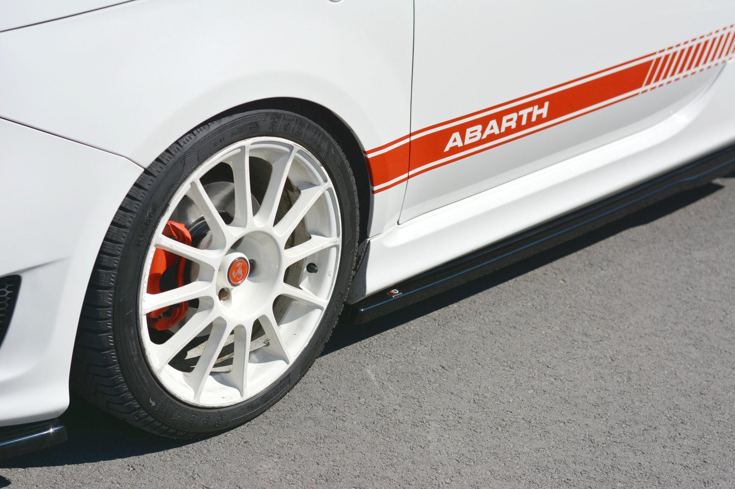 Side skirts diffusers abarth  500 mk1