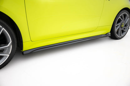 Side skirts diffusers abarth 500e