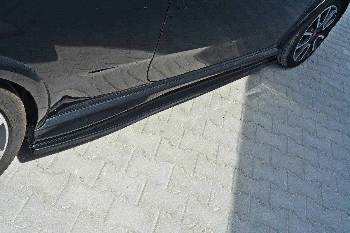 Side skirts diffusers abarth punto evo