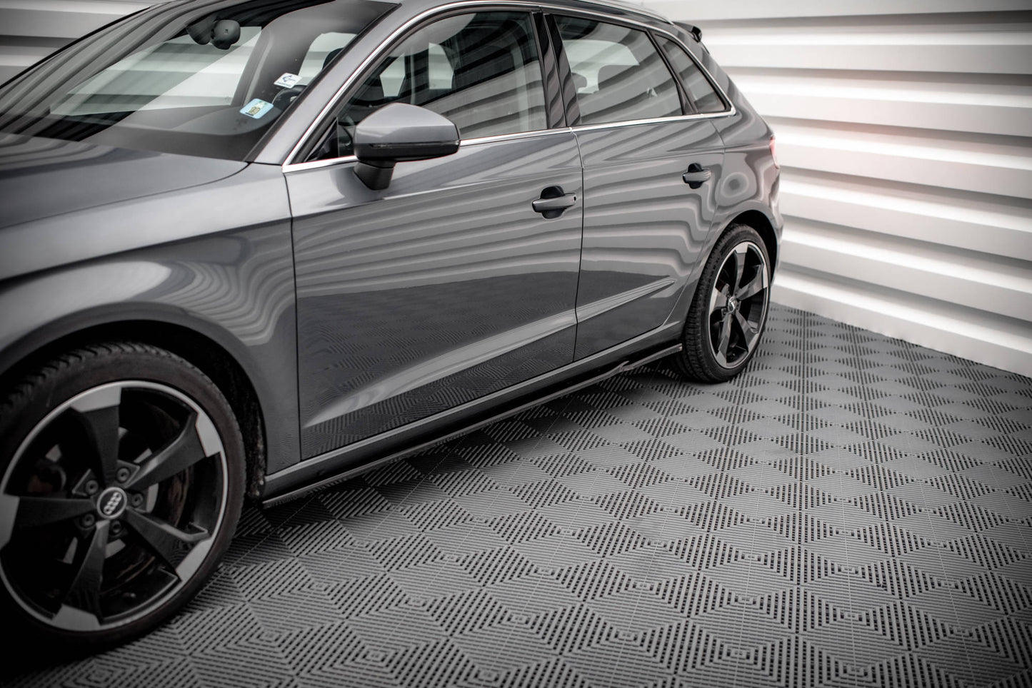 Side skirts diffusers audi a3 sportback 8v