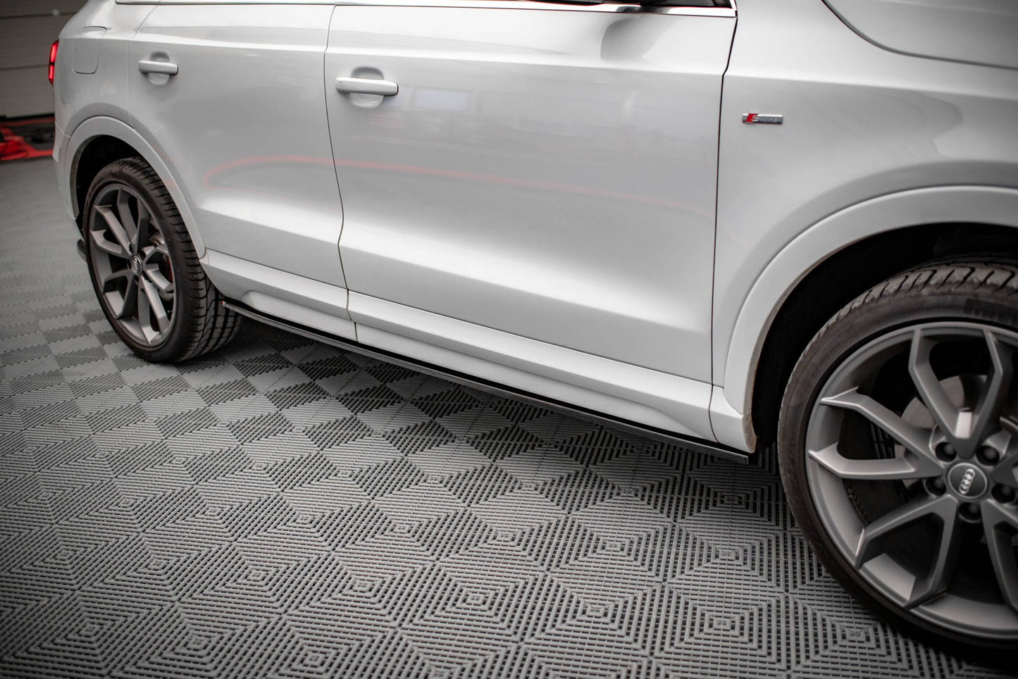 Side nederdele diffusorer Audi Q3 Sport 8U ansigtsløftning