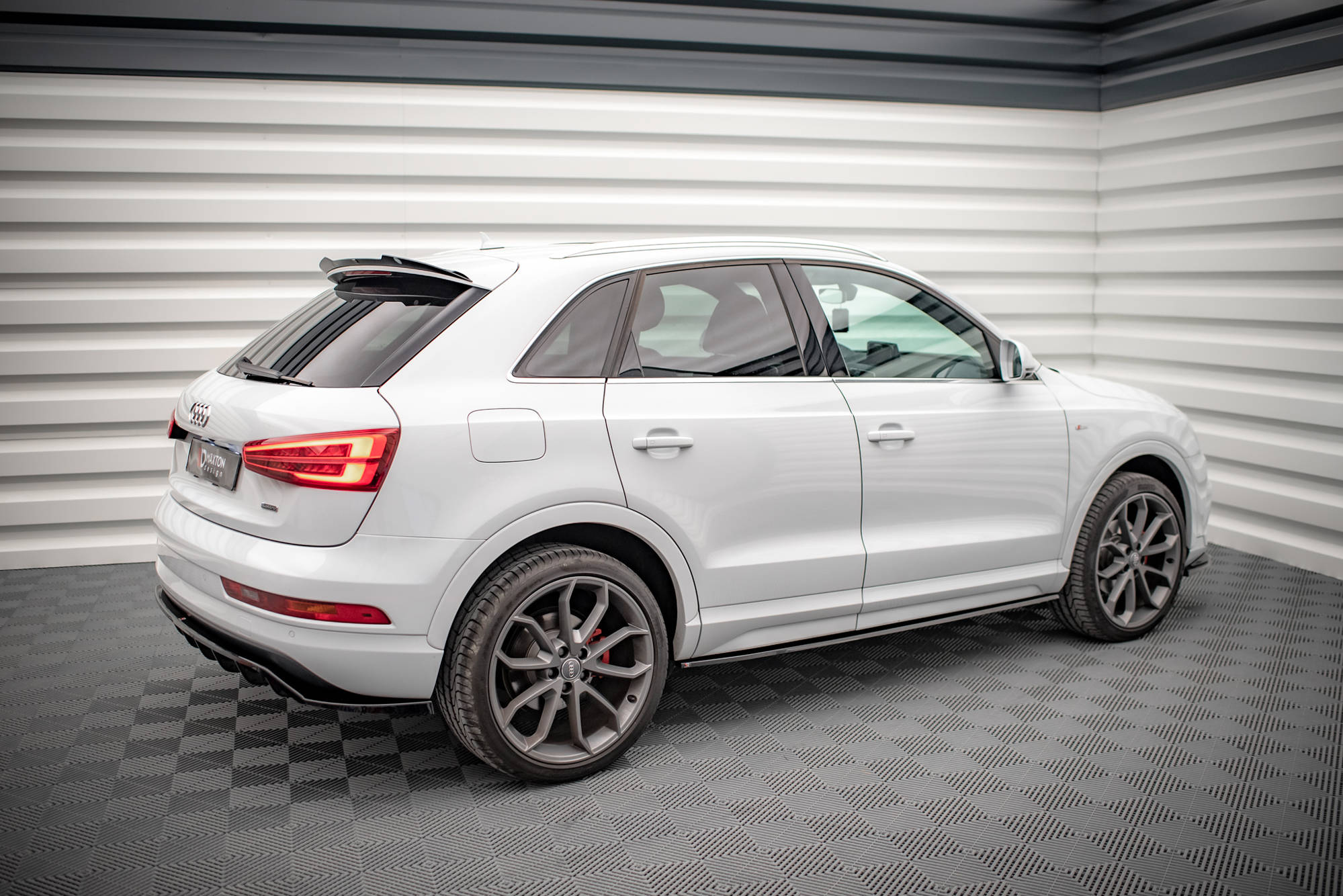 Side skirts diffusers audi q3 sport 8u facelift
