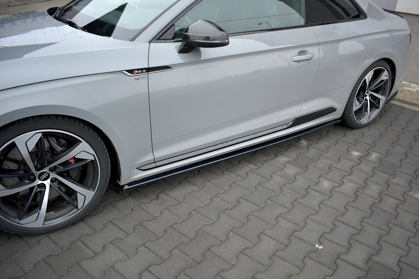 Side skirts diffusers audi rs5 coupe f5