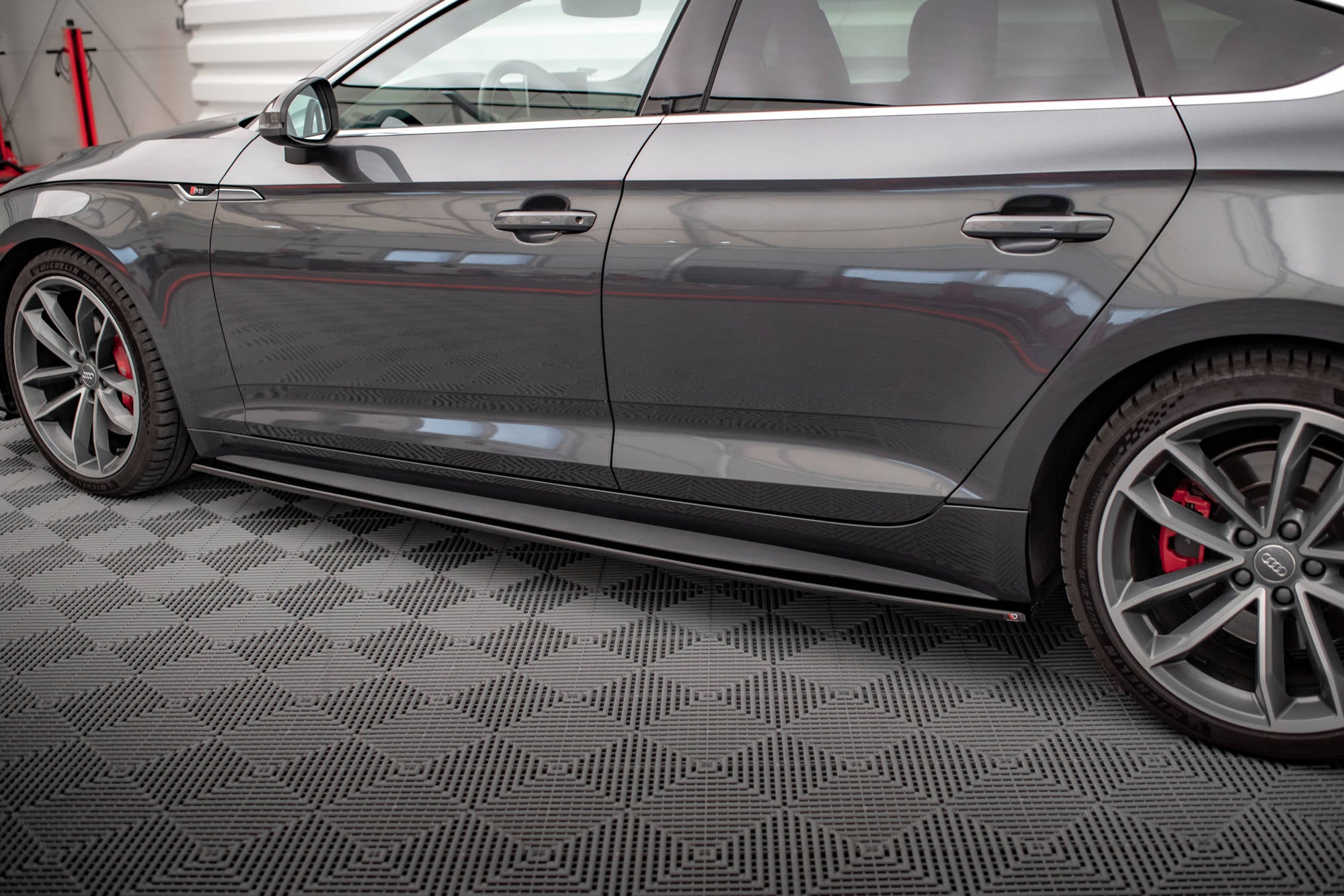 Side skirts diffusers audi s5 / a5 s-line f5 sportback