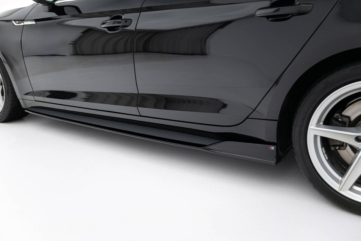 Side skirts diffusers audi s5 / a5 s-line sportback f5