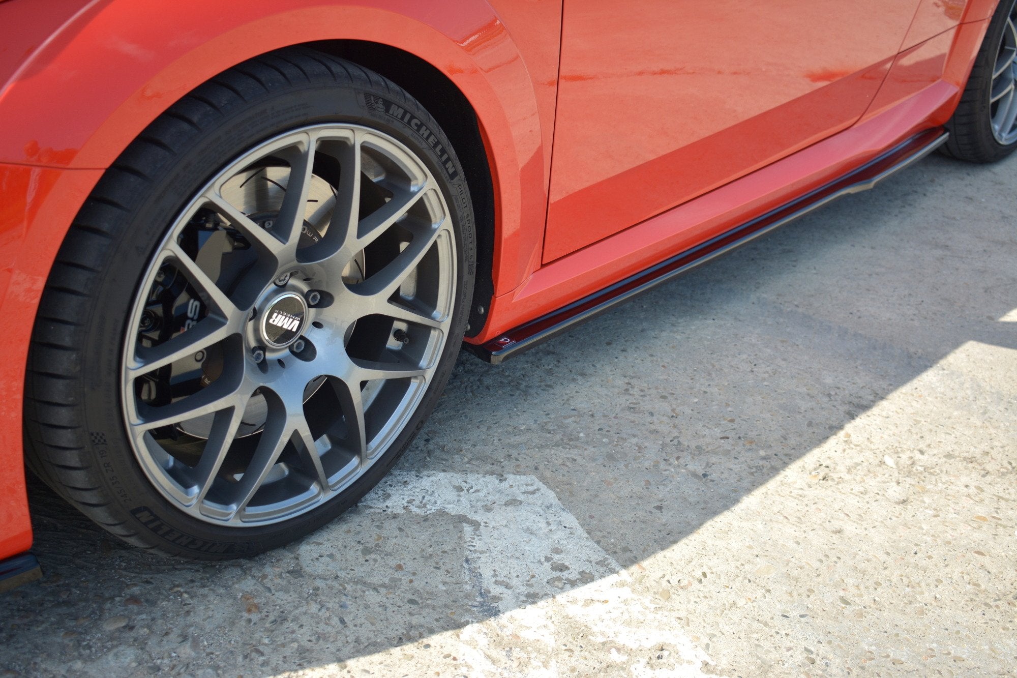 Side skirts diffusers audi tt rs 8s